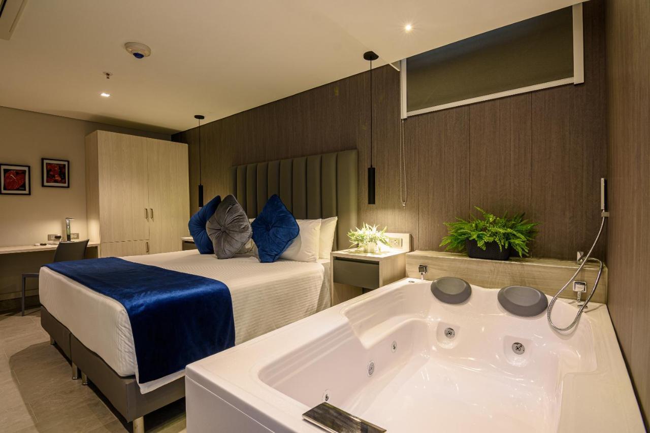 4 Sur Hotel Меделин Екстериор снимка
